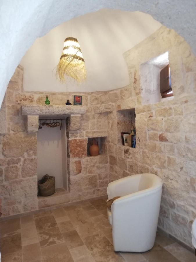 Holiday Home Trullo Antico Остуни Номер фото