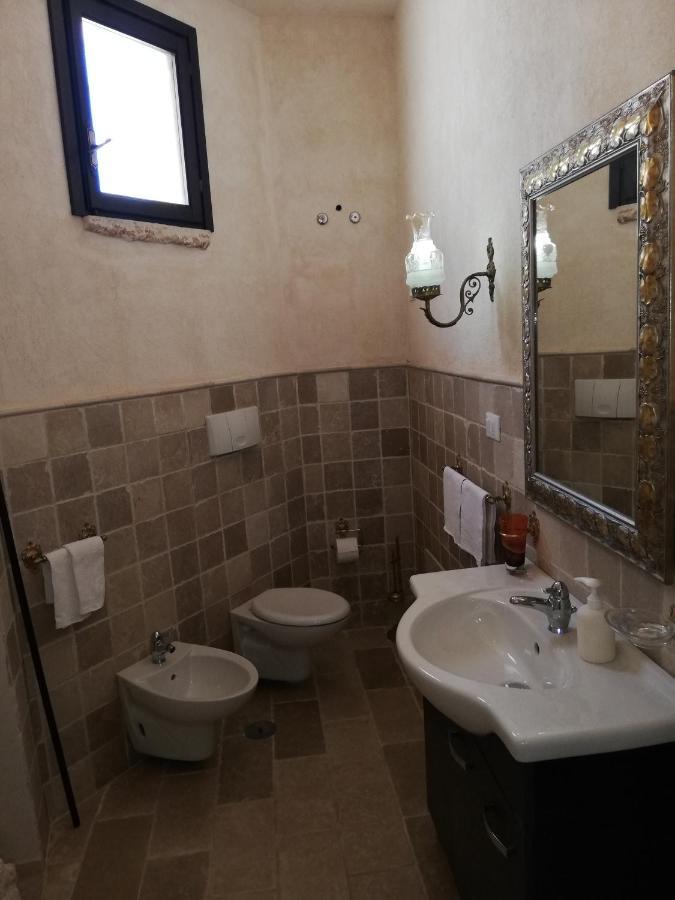 Holiday Home Trullo Antico Остуни Номер фото
