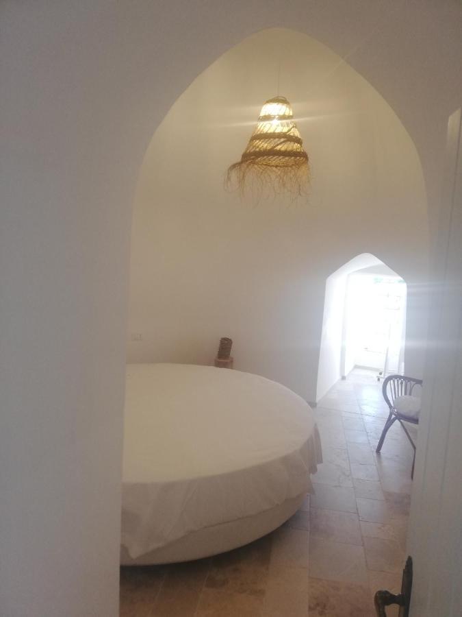 Holiday Home Trullo Antico Остуни Экстерьер фото