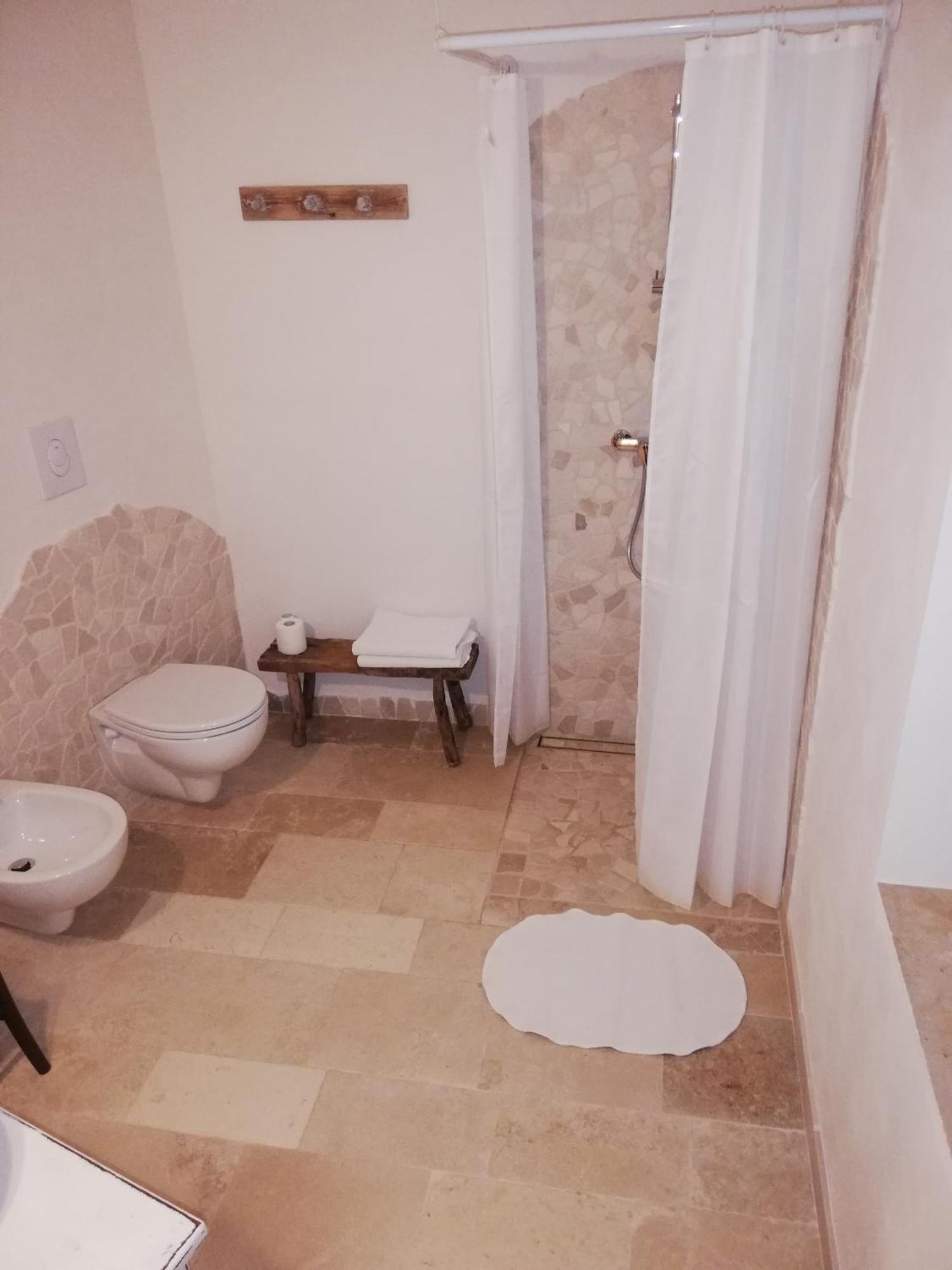 Holiday Home Trullo Antico Остуни Номер фото