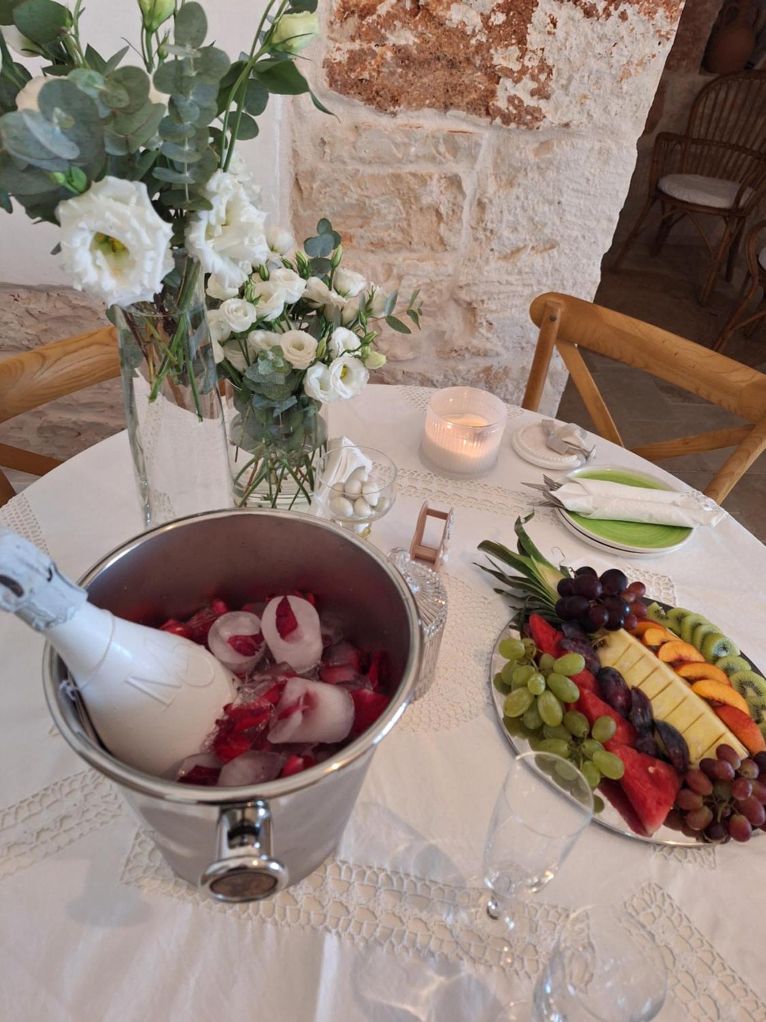 Holiday Home Trullo Antico Остуни Экстерьер фото