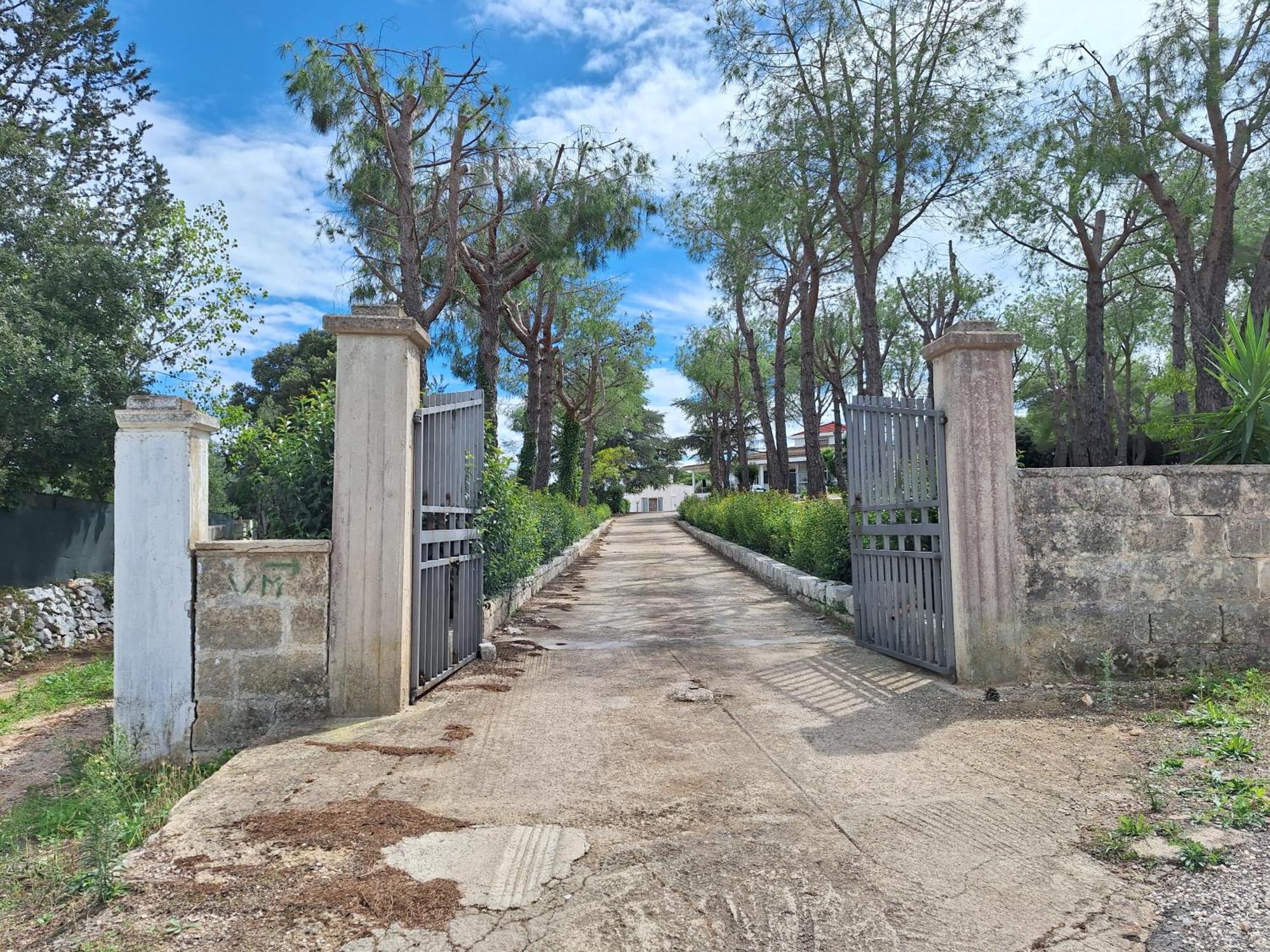 Holiday Home Trullo Antico Остуни Экстерьер фото