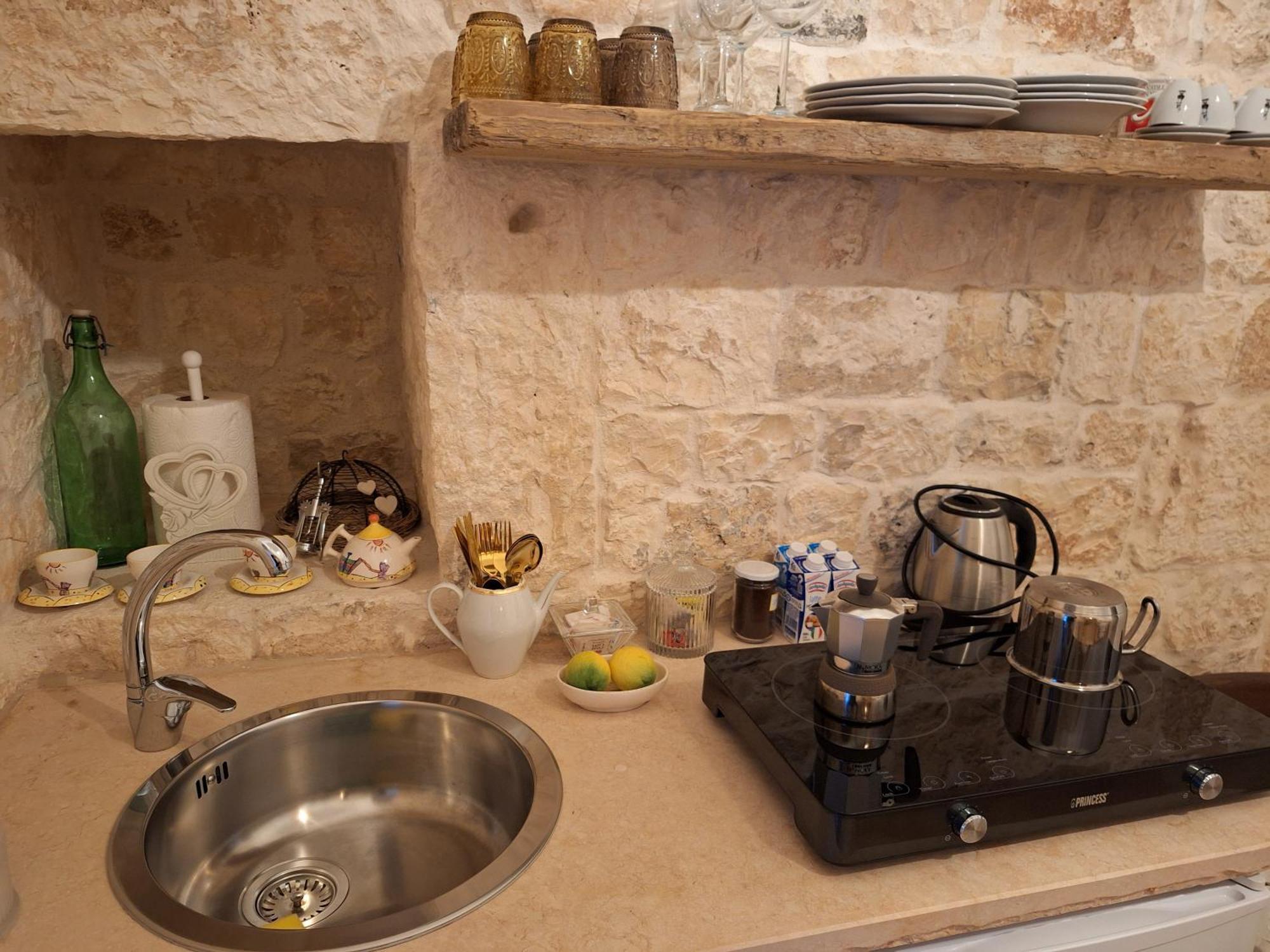 Holiday Home Trullo Antico Остуни Экстерьер фото
